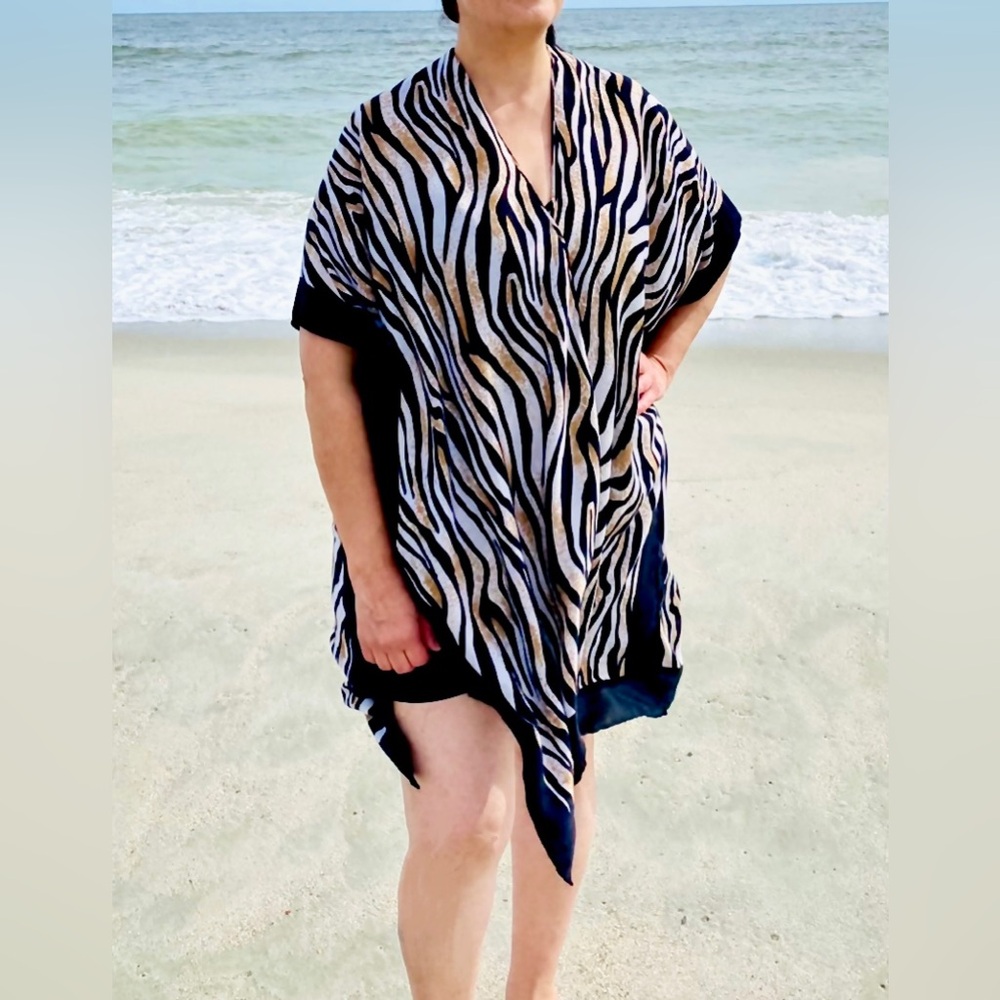 Women’s Tiger Stripes Kimono Black/Cream One Size